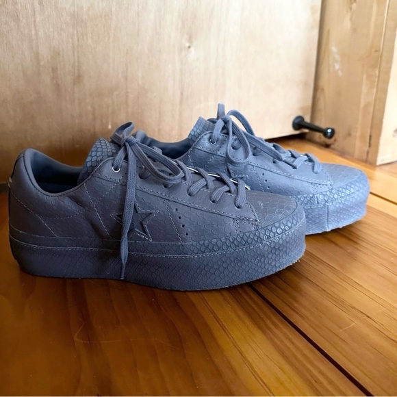 NWOT Platform Converse - Picture 2 of 6